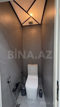 5 otaqlı Köhnə tikili, Bakıxanov q., Bakı