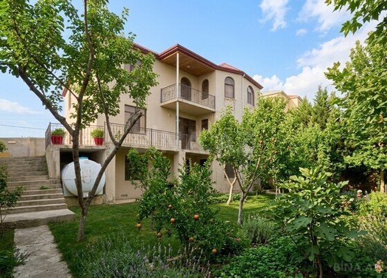 8 otaqlı Həyət evi/Bağ evi, Hökməli q., Bakı