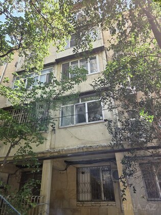 4 otaqlı Köhnə tikili, Azadlıq Prospekti m., Bakı