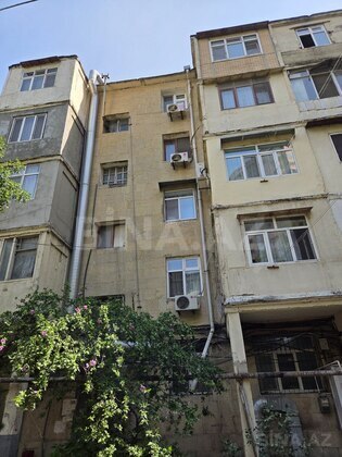 4 otaqlı Köhnə tikili, Azadlıq Prospekti m., Bakı