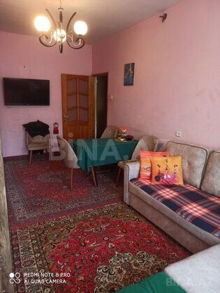 3 otaqlı Köhnə tikili, Həzi Aslanov m., Bakı