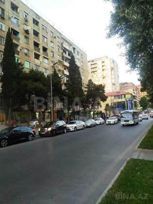 2 otaqlı Köhnə tikili, Əhmədli m., Bakı
