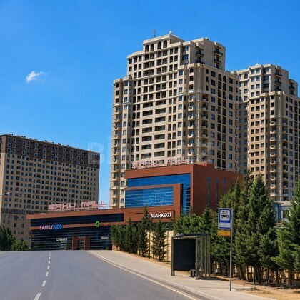 3 otaqlı Yeni tikili, İnşaatçılar m., Bakı