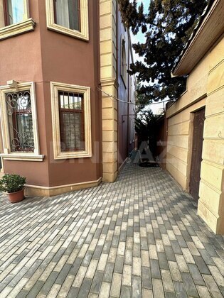 8 otaqlı Həyət evi/Bağ evi, Nizami r., Bakı