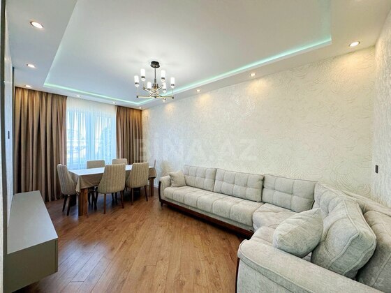 3 otaqlı Köhnə tikili, Həzi Aslanov m., Bakı