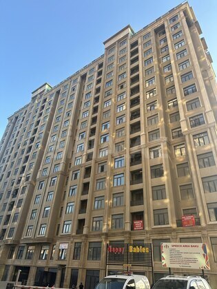 4 otaqlı Yeni tikili, Şah İsmayıl Xətai m., Bakı