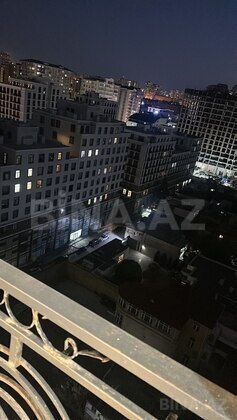 2 otaqlı Yeni tikili, 1-ci mikrorayon q., Bakı