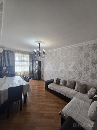 3 otaqlı Köhnə tikili, Həzi Aslanov m., Bakı