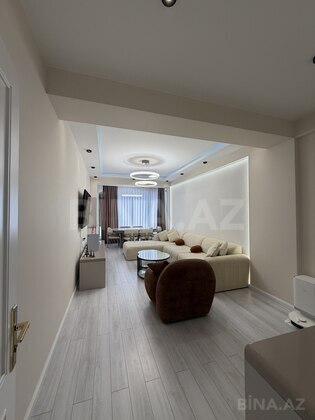 3 otaqlı Yeni tikili, İnşaatçılar m., Bakı