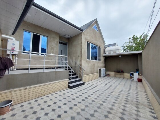 3 otaqlı Həyət evi/Bağ evi, Binə q., Bakı