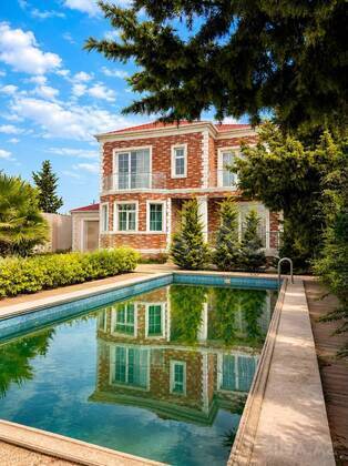 6 otaqlı Həyət evi/Bağ evi, Mərdəkan q., Bakı