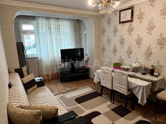 2 otaqlı Köhnə tikili, Memar Əcəmi m., Bakı