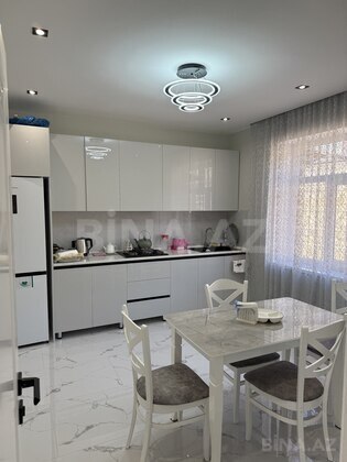 7 otaqlı Həyət evi/Bağ evi, Qusar