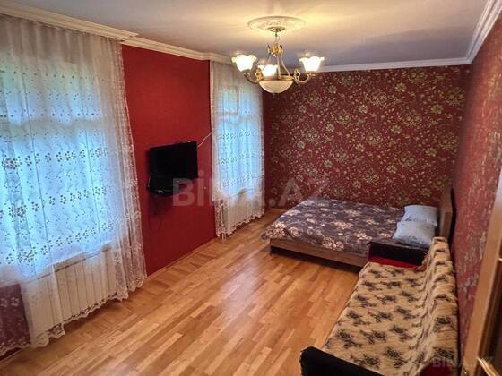 3 otaqlı Həyət evi/Bağ evi, Qax