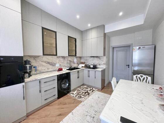 3 otaqlı Yeni tikili, 28 May m., Bakı