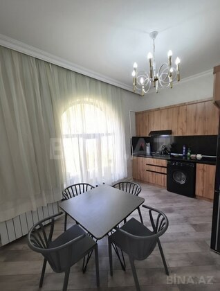 4 otaqlı Həyət evi/Bağ evi, Qax