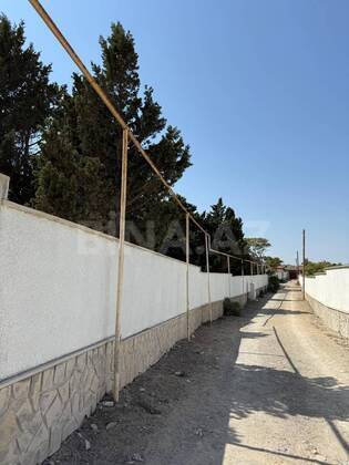 Torpaq Pirşağı q., Bakı
