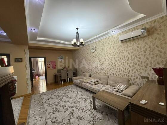 3 otaqlı Yeni tikili, Neftçilər m., Bakı