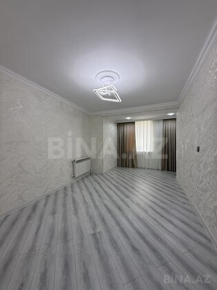 2 otaqlı Köhnə tikili, Neftçilər m., Bakı