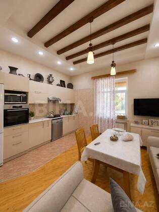 7 otaqlı Həyət evi/Bağ evi, Şüvəlan q., Bakı