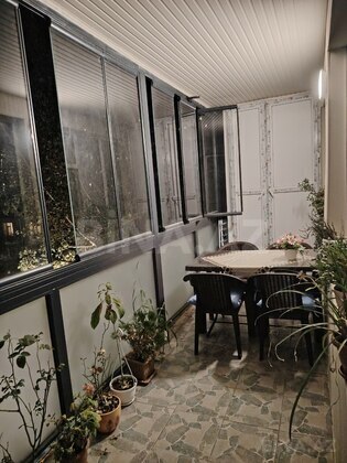 3 otaqlı Köhnə tikili, İnşaatçılar m., Bakı