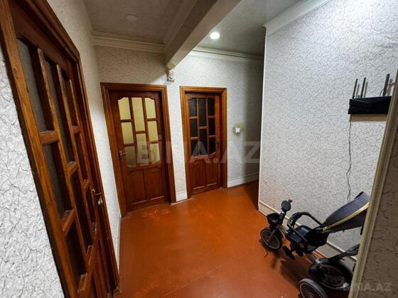 3 otaqlı Köhnə tikili, Əhmədli m., Bakı