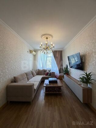2 otaqlı Köhnə tikili, Bakıxanov q., Bakı