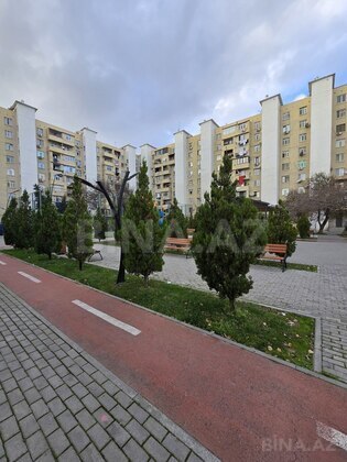 3 otaqlı Köhnə tikili, Bakıxanov q., Bakı