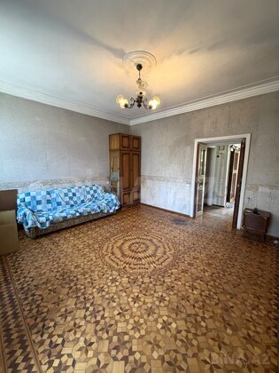 2 otaqlı Köhnə tikili, 28 May m., Bakı