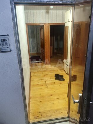 3 otaqlı Köhnə tikili, 8 Noyabr m., Bakı