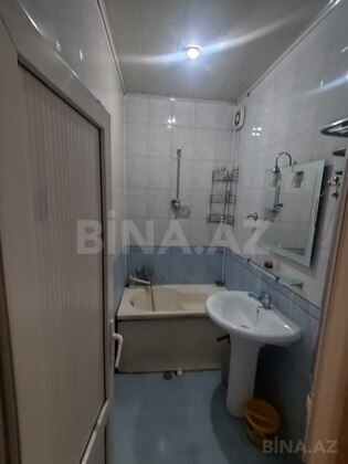 3 otaqlı Köhnə tikili, 8 Noyabr m., Bakı