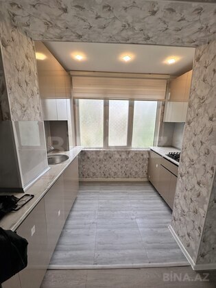 2 otaqlı Köhnə tikili, Neftçilər m., Bakı