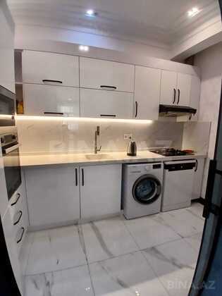 3 otaqlı Yeni tikili, Şah İsmayıl Xətai m., Bakı