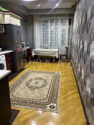 3 otaqlı Yeni tikili, Nizami r., Bakı