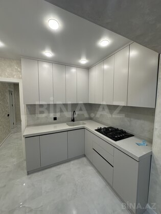 5 otaqlı Köhnə tikili, Həzi Aslanov m., Bakı