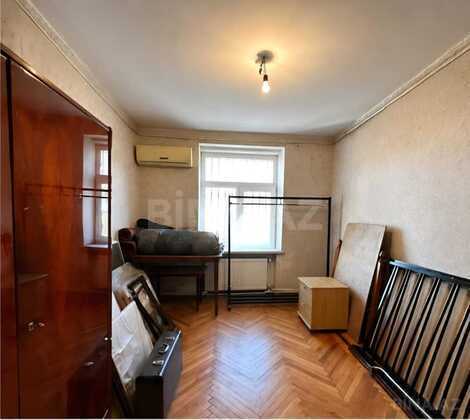 2 otaqlı Köhnə tikili, Elmlər Akademiyası m., Bakı