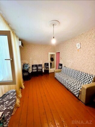 2 otaqlı Köhnə tikili, Bakıxanov q., Bakı