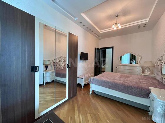 3 otaqlı Yeni tikili, 28 May m., Bakı
