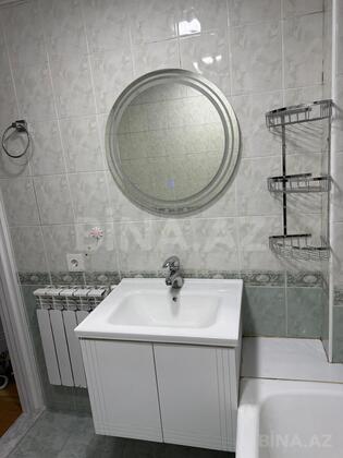3 otaqlı Köhnə tikili, Neftçilər m., Bakı