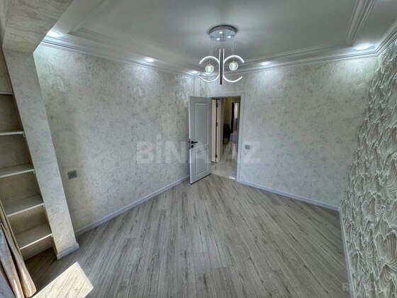 3 otaqlı Köhnə tikili, Xalqlar Dostluğu m., Bakı