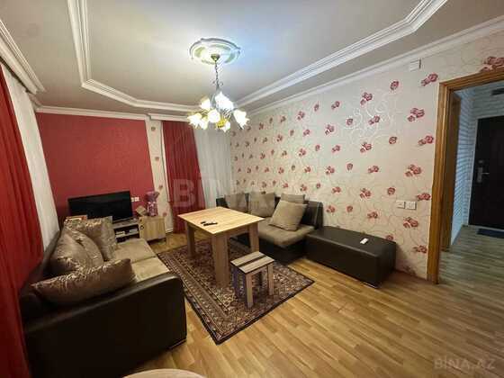 3 otaqlı Köhnə tikili, Xətai r., Bakı