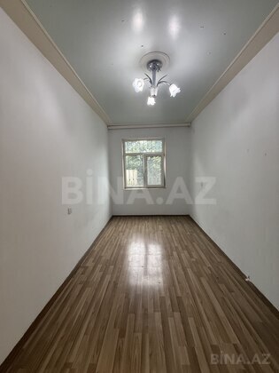 2 otaqlı Köhnə tikili, Memar Əcəmi m., Bakı