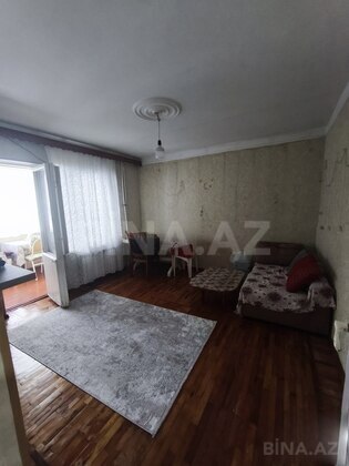 3 otaqlı Köhnə tikili, Neftçilər m., Bakı