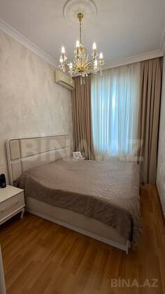 2 otaqlı Köhnə tikili, Bakıxanov q., Bakı