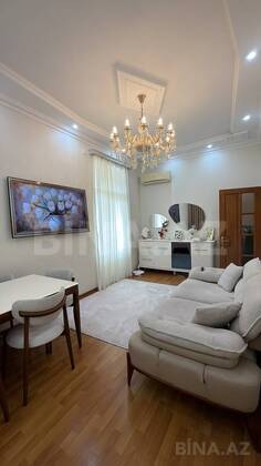 2 otaqlı Köhnə tikili, Bakıxanov q., Bakı