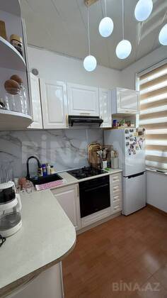 2 otaqlı Köhnə tikili, Bakıxanov q., Bakı