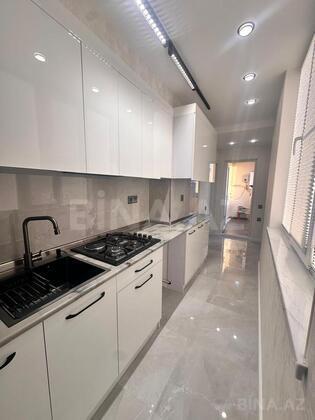 3 otaqlı Köhnə tikili, Əhmədli m., Bakı