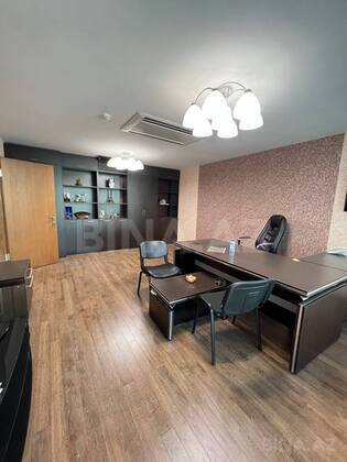 6 otaqlı Ofis, Şah İsmayıl Xətai m., Bakı