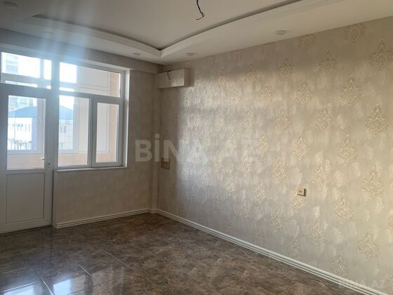 4 otaqlı Yeni tikili, Xırdalan