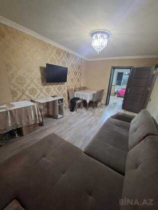 2 otaqlı Köhnə tikili, Neftçilər m., Bakı